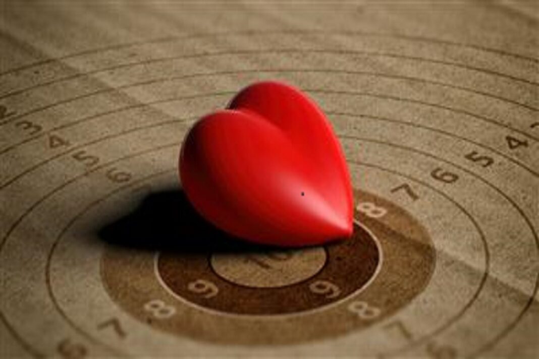 Έρωτας: 7 σημάδια που προδίδουν πως τελικά είναι ερωτευμένος μαζί σου